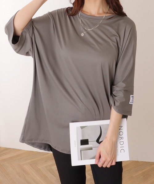 Lace Ladies(レースレディース)の「ソリッドカラー タグ付き オーバーサイズ 半袖 Tシャツ(Tシャツ/カットソー・レディース・グレー/ブラック/オレンジ/グリーン・FREE)」の13枚目の写真