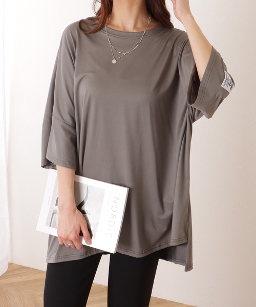 Lace Ladies(レースレディース)の「ソリッドカラー タグ付き オーバーサイズ 半袖 Tシャツ(Tシャツ/カットソー・レディース・グレー/ブラック/オレンジ/グリーン・FREE)」の16枚目の写真