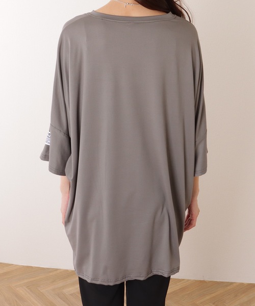 Lace Ladies(レースレディース)の「ソリッドカラー タグ付き オーバーサイズ 半袖 Tシャツ(Tシャツ/カットソー・レディース・グレー/ブラック/オレンジ/グリーン・FREE)」の19枚目の写真