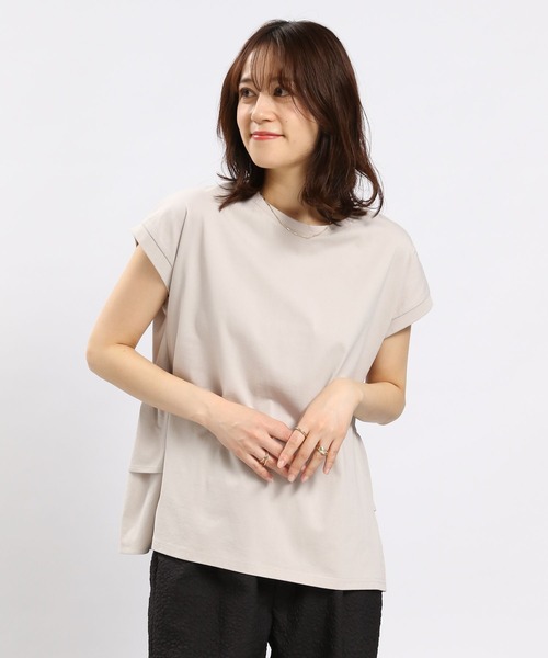 GLOBAL WORK Smile Seed Store（グローバルワーク スマイルシードストア）の「冷感後ろフリルＴシャツフレンチスリーブ/102725（Tシャツ/カットソー・レディース・チャコール/ライトブルー/ブラック/ベージュ/オフホワイト・LARGE/MEDIUM/SMALL/X-LARGE）」の4枚目の写真