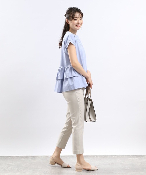 GLOBAL WORK Smile Seed Store（グローバルワーク スマイルシードストア）の「冷感後ろフリルＴシャツフレンチスリーブ/102725（Tシャツ/カットソー・レディース・チャコール/ライトブルー/ブラック/ベージュ/オフホワイト・LARGE/MEDIUM/SMALL/X-LARGE）」の5枚目の写真