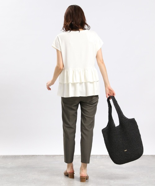 GLOBAL WORK Smile Seed Store（グローバルワーク スマイルシードストア）の「冷感後ろフリルＴシャツフレンチスリーブ/102725（Tシャツ/カットソー・レディース・チャコール/ライトブルー/ブラック/ベージュ/オフホワイト・LARGE/MEDIUM/SMALL/X-LARGE）」の12枚目の写真