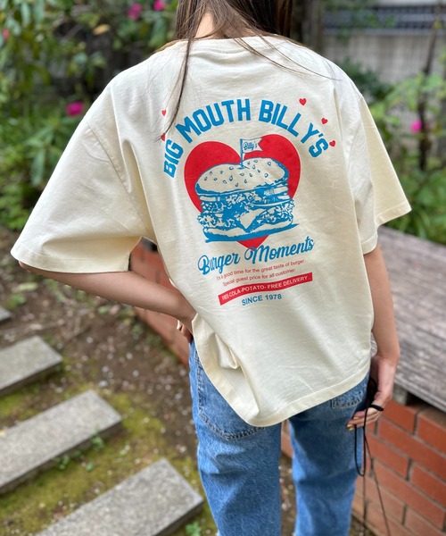 mi via loca（ミヴィアロカ）の「VintageライクBURGERプリントTシャツ（Tシャツ/カットソー・レディース・ライム/アイボリー/グレイッシュブルー・FREE）」の11枚目の写真
