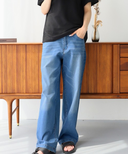 Doula Doula（ドゥーラドゥーラ）の「ハイウエストワイドデニムパンツ（デニムパンツ・レディース・インディゴブルー/ライトブルー/ブルー・L/M/S）」の2枚目の写真