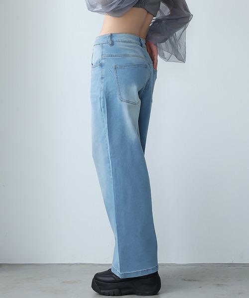 Doula Doula（ドゥーラドゥーラ）の「ハイウエストワイドデニムパンツ（デニムパンツ・レディース・インディゴブルー/ライトブルー/ブルー・L/M/S）」の8枚目の写真