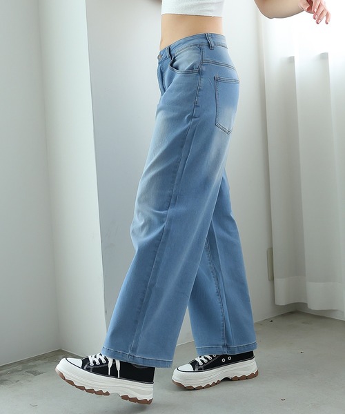 Doula Doula（ドゥーラドゥーラ）の「ハイウエストワイドデニムパンツ（デニムパンツ・レディース・インディゴブルー/ライトブルー/ブルー・L/M/S）」の16枚目の写真