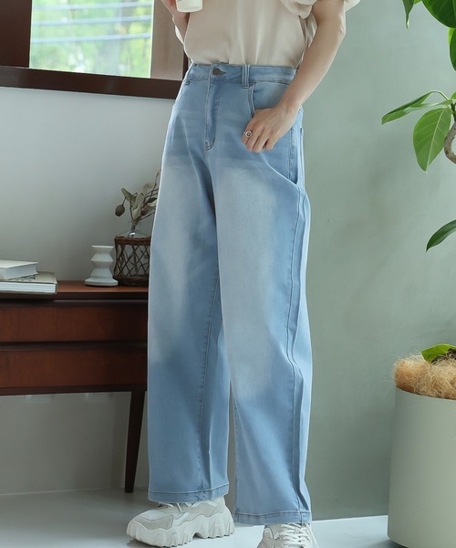 Doula Doula（ドゥーラドゥーラ）の「ハイウエストワイドデニムパンツ（デニムパンツ・レディース・インディゴブルー/ライトブルー/ブルー・L/M/S）」の12枚目の写真