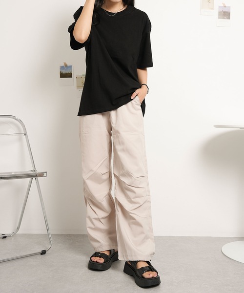 NinaetLina(ニナエリナ)の「ストレートカーゴパンツ(カーゴパンツ・レディース・ブラック/ベージュ/ダークグレー・L/M)」の12枚目の写真