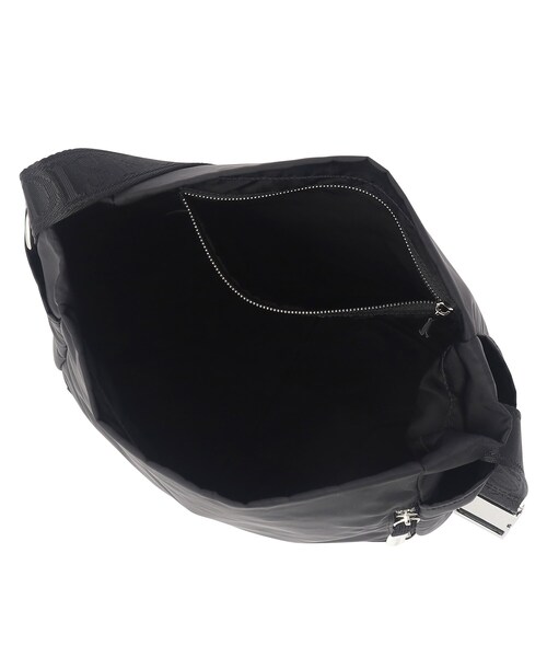 NOMADIS(ノマディス)の「NOMADIS(ノマディス) BASQUE HOBO バッグ(ショルダーバッグ・レディース・ブラック・00)」の6枚目の写真