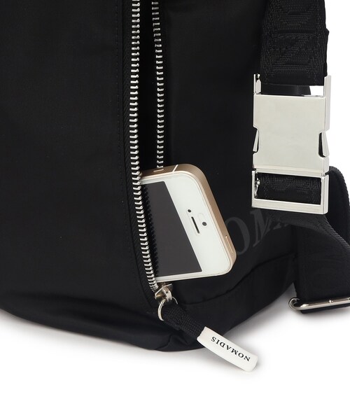 NOMADIS(ノマディス)の「NOMADIS(ノマディス) BASQUE HOBO バッグ(ショルダーバッグ・レディース・ブラック・00)」の10枚目の写真
