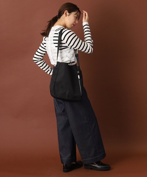 NOMADIS(ノマディス)の「NOMADIS(ノマディス) BASQUE HOBO バッグ(ショルダーバッグ・レディース・ブラック・00)」の17枚目の写真