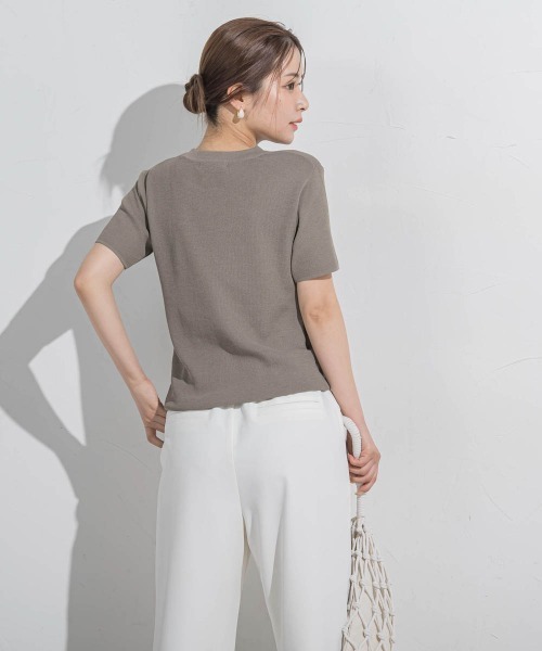VICKY(ビッキー)の「【接触冷感/遮熱機能】サラサラTシャツニット≪手洗い可能≫(ニット/セーター・レディース・ブラック/グレー/ネイビー/ベージュ/ピンク/ホワイト・M)」の17枚目の写真