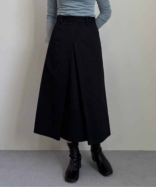 1chaku.（イッチャク）の「ローライズミディ丈スカート（スカート・レディース・ベージュ/ブラック/カーキ・マルチサイズ）」の2枚目の写真