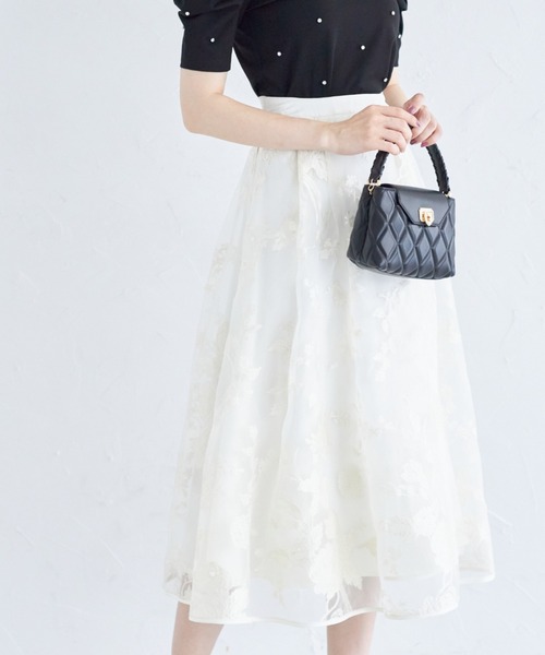 【セール】フラワー刺繍オーガンジーボリュームフレアスカート（スカート）｜tocco closet（トッコ クローゼット）