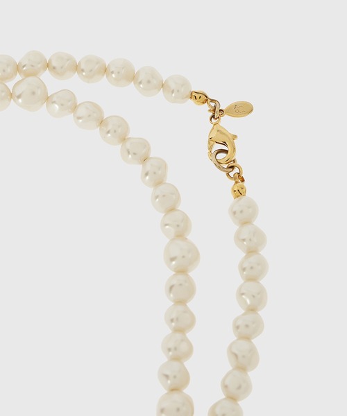 anuans（アニュアンス）の「バロックパールロングネックレス