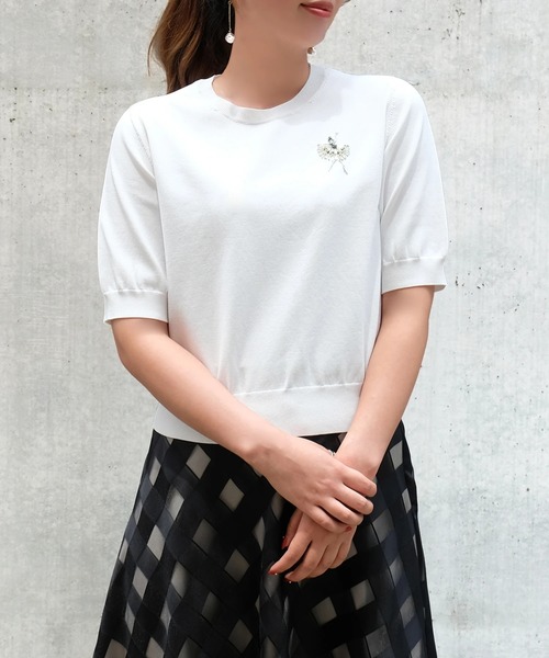 STRAWBERRY-FIELDS(ストロベリーフィールズ)の「バレリーナ刺繍5分袖ニット(ニット/セーター・レディース・グレー/ブラック/オフホワイト・2)」の2枚目の写真