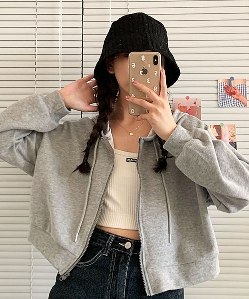 SHEPP（シープ）の「ショート コンパクト ジップアップパーカー（パーカー・レディース・ブラック/ホワイト/グレー・L/M/XL）」の22枚目の写真