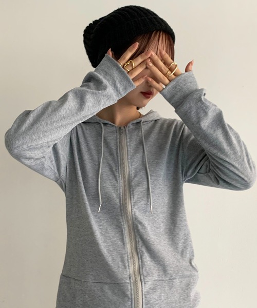SHEPP（シープ）の「ショート コンパクト ジップアップパーカー（パーカー・レディース・ブラック/ホワイト/グレー・L/M/XL）」の13枚目の写真