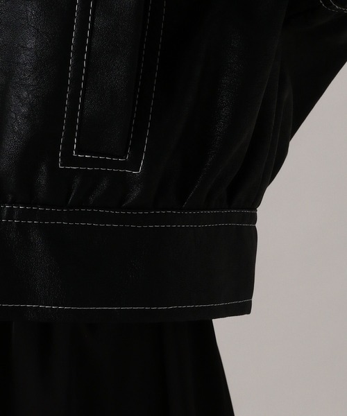 FOREVER 21(フォーエバー トゥエンティーワン)の「【2024FW】フェイクレザークロップドブルゾン(ブルゾン・レディース・ブラウン/ブラック・FREE)」の9枚目の写真