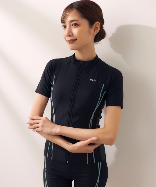 FILA（フィラ）の「【FILA/フィラ】レディース フィットネス水着 細みえシルエット タンキニ 袖付きトップスファスナー上下2点セット サウナ サ活（水着・レディース・ブラック×ブルー/ブラック×グリーン/ベビーピンク/ブラック×グレー・LARGE/X-LARGE/XX-LARGE/XXX-LARGE/MEDIUM/XXXX-LARGE/SMALL）」の2枚目の写真