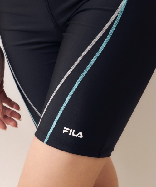 FILA（フィラ）の「【FILA/フィラ】レディース フィットネス水着 細みえシルエット タンキニ 袖付きトップスファスナー上下2点セット サウナ サ活（水着・レディース・ブラック×ブルー/ブラック×グリーン/ベビーピンク/ブラック×グレー・LARGE/X-LARGE/XX-LARGE/XXX-LARGE/MEDIUM/XXXX-LARGE/SMALL）」の11枚目の写真