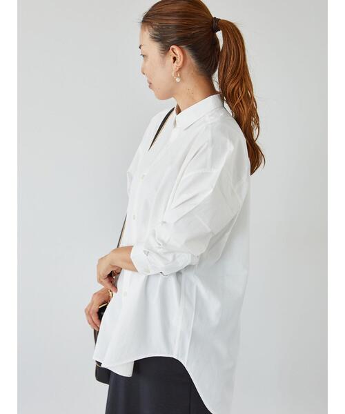 Lugnoncure（ルノンキュール）の「【イージーケア】無地柄アソートオーバーシャツ（シャツ/ブラウス・レディース・ブルー/ピンク/オフホワイト/ブラウン・F）」の2枚目の写真