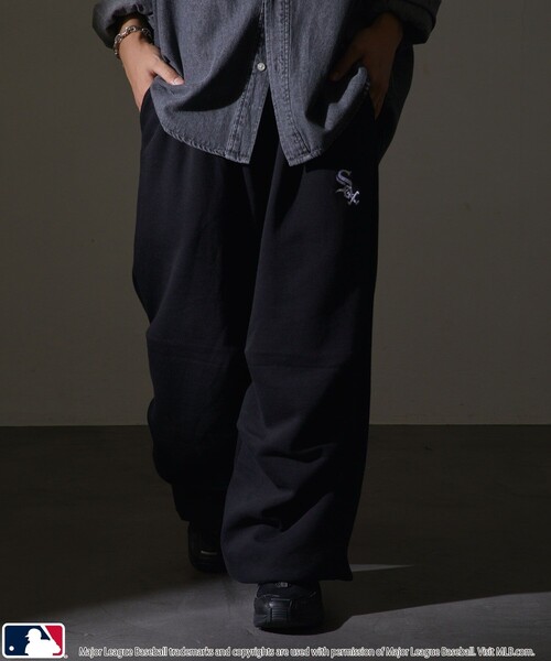 MLB（メジャーリーグベースボール）の「MLB/メジャーリーグベースボール 別注 MLB スウェットワイドパンツ(限定展開)（スウェットパンツ・メンズ・ブラック系その他/ブラック系その他2/グレー系その他/グレー系その他2/ネイビー・SMALL/MEDIUM/LARGE）」の8枚目の写真