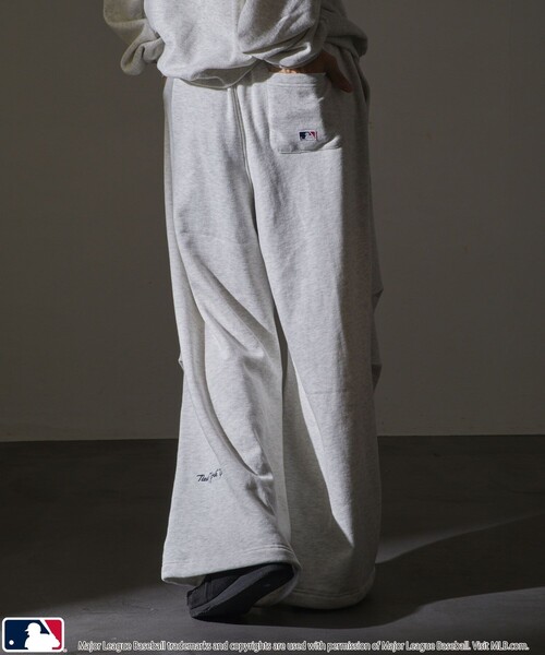 MLB（メジャーリーグベースボール）の「MLB/メジャーリーグベースボール 別注 MLB スウェットワイドパンツ(限定展開)（スウェットパンツ・メンズ・ブラック系その他/ブラック系その他2/グレー系その他/グレー系その他2/ネイビー・SMALL/MEDIUM/LARGE）」の16枚目の写真