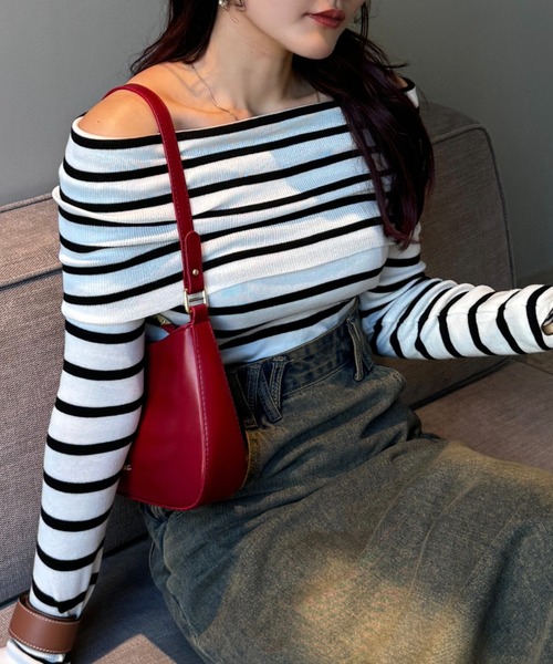 efill(エフィル)の「ワンショルダーバッグ(ショルダーバッグ・レディース・レッド・FREE)」の4枚目の写真