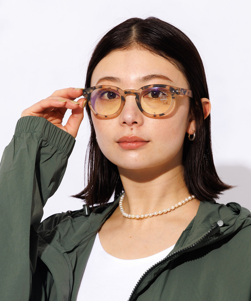 IZIPIZI（イジピジ）の「【IZIPIZI/イジピジ】SCREEN#C/ブルーライトカット/PCメガネ/度無/ダテメガネ（メガネ・メンズ・ブラウン系その他/ブラック/ベージュ系その他・フリー）」の8枚目の写真