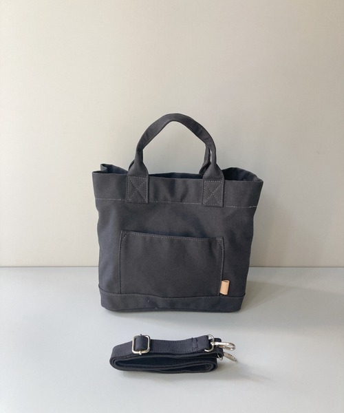 EARTH MADE（アースメイド）の「MOLESKIN+CANVAS 2WAY TOTE(ショルダー+ポーチ付）（トートバッグ・レディース・ブラウン/スミクロ/ミント/ライトグレー/レッド・FREE）」の6枚目の写真