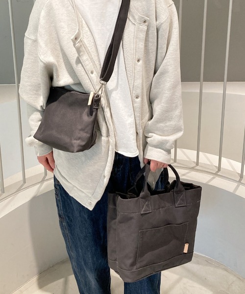 EARTH MADE（アースメイド）の「MOLESKIN+CANVAS 2WAY TOTE(ショルダー+ポーチ付）（トートバッグ・レディース・ブラウン/スミクロ/ミント/ライトグレー/レッド・FREE）」の12枚目の写真