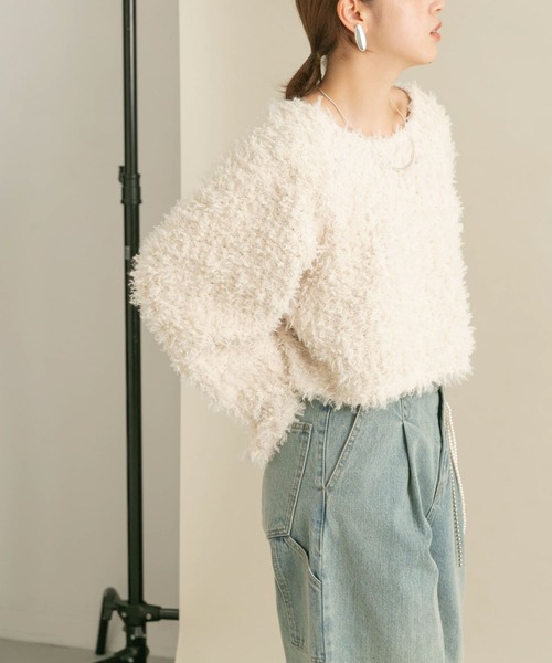 KBF(ケイビーエフ)の「クロップドフェザープルオーバー(ニット/セーター・レディース・アイボリー/ブラウン/ブラック・ONE)」の14枚目の写真