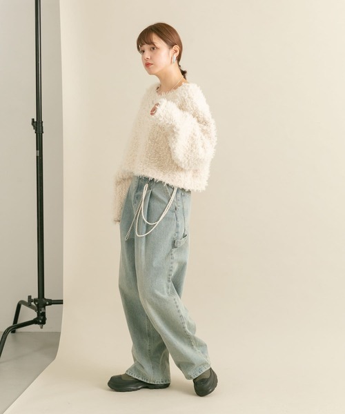 KBF(ケイビーエフ)の「クロップドフェザープルオーバー(ニット/セーター・レディース・アイボリー/ブラウン/ブラック・ONE)」の17枚目の写真