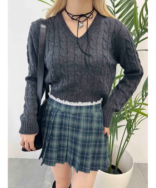 PHILLY（フィリー）の「【PHILLY】Vネックケーブルニット（ニット/セーター・レディース・アイボリー/チャコールグレー/ブラウン・FREE）」の3枚目の写真