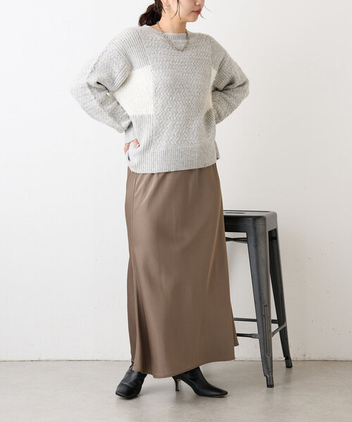 Jena espace merveilleux(ジェナ エスパスメルヴェイユ)の「リボンヤーンブロックニット(ニット/セーター・レディース・ネイビー/オフホワイト/グレー・FREE)」の17枚目の写真
