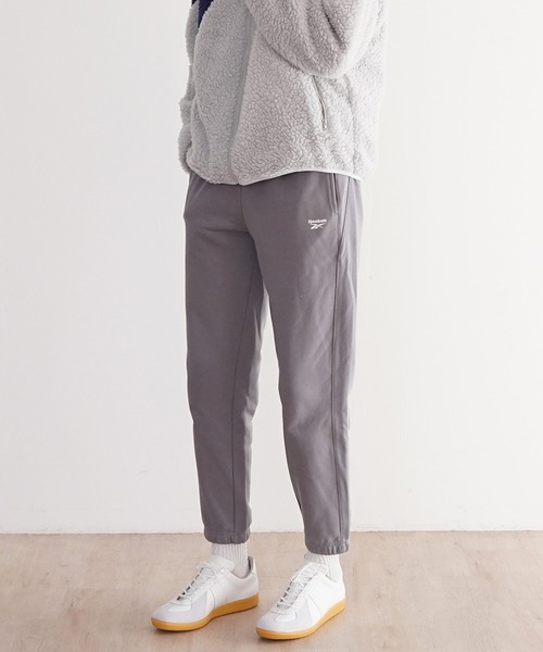 PR01.（ピーアールワン）の「Reebok サイドラインスウェットパンツ（スウェットパンツ・レディース・グレー系その他/ライトグレー/ホワイト/トップグレー・X-LARGE/LARGE/MEDIUM/SMALL）」の2枚目の写真