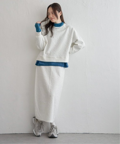 LBC（エルビーシー）の「ベロアタートルシアー切り替えプルオーバー（Tシャツ/カットソー・レディース・ホワイト/グレー/ブルー/ブラック・M）」の14枚目の写真