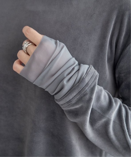 LBC（エルビーシー）の「ベロアタートルシアー切り替えプルオーバー（Tシャツ/カットソー・レディース・ホワイト/グレー/ブルー/ブラック・M）」の20枚目の写真