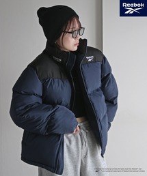 COURO（コウロ）の「【Ｒｅｅｂｏｋ／リーボック】別注スモールベクター刺繍裾ドロストパデッドブルゾン（ダウンジャケット/コート）」