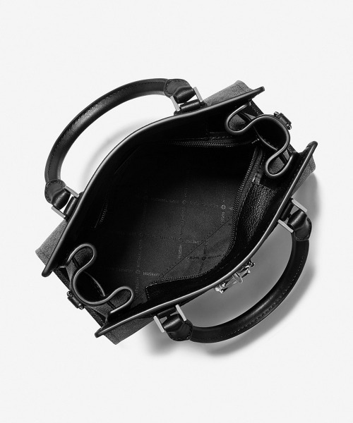 MICHAEL KORS（マイケルコース）の「HAMILTON サッチェル スモール - MKシグネチャー（ハンドバッグ・レディース・ブラック・FREE）」の6枚目の写真