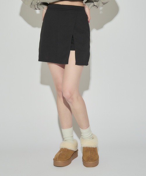 ROOPTOKYO（ループトウキョウ）の「Slit Layered Miniskirt / スリット レイヤード ミニスカート（スカート・レディース・ブラック・L/M）」の2枚目の写真