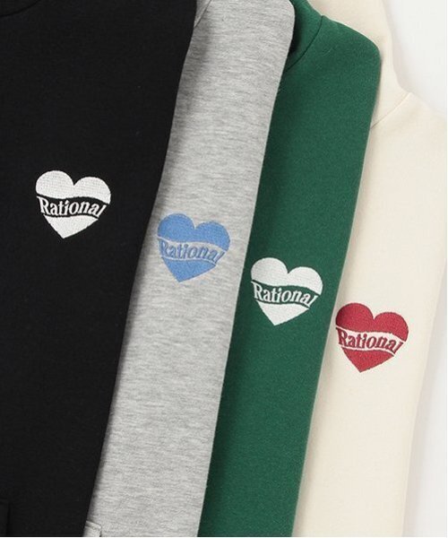 LOVETOXIC（ラブトキシック）の「【GOODPRICE】裏起毛バックロゴプルパーカ（パーカー・キッズ・グリーン/トップグレー/ブラック/アイボリー・M:150cm/L:160cm/S:140cm）」の13枚目の写真