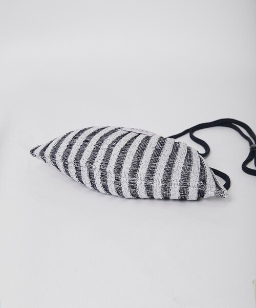 PEIEN（ペイエン）の「【PEIEN/ペイエン】Mountain Series Knit Pocket Bag/ニットショルダーバッグ（ショルダーバッグ・レディース・ホワイト/ベージュ/グリーン・FREE）」の6枚目の写真