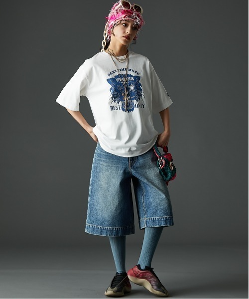 GEVS.（ジェイヴィス）の「綿100％グラフィックプリントＴシャツ＜大きいサイズ有＞GEVS.（Tシャツ/カットソー・レディース・オフホワイト/ベージュ/ブラック・3L/LL/L/M/5L/4L）」の17枚目の写真