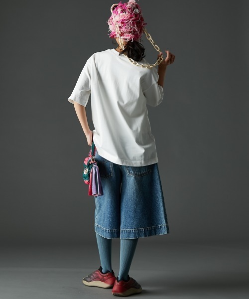 GEVS.（ジェイヴィス）の「綿100％グラフィックプリントＴシャツ＜大きいサイズ有＞GEVS.（Tシャツ/カットソー・レディース・オフホワイト/ベージュ/ブラック・3L/LL/L/M/5L/4L）」の18枚目の写真