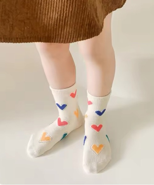 Bambin（ボンバン）の「【 Bambin / ボンバン 】 ハート柄 ソックス（ソックス/靴下・キッズ・ホワイト×ブラック/ブラック系その他/ホワイト系その他/ブラック×ホワイト・M/L/XL）」の9枚目の写真