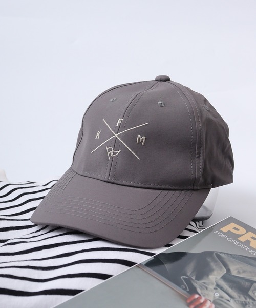 KRIFF MAYER(クリフメイヤー)の「KRIFF MAYER はっ水 刺繍 ローキャップ CAP 男女兼用(キャップ・メンズ・ブラック/ベージュ/グレー/グリーン・FREE)」の3枚目の写真