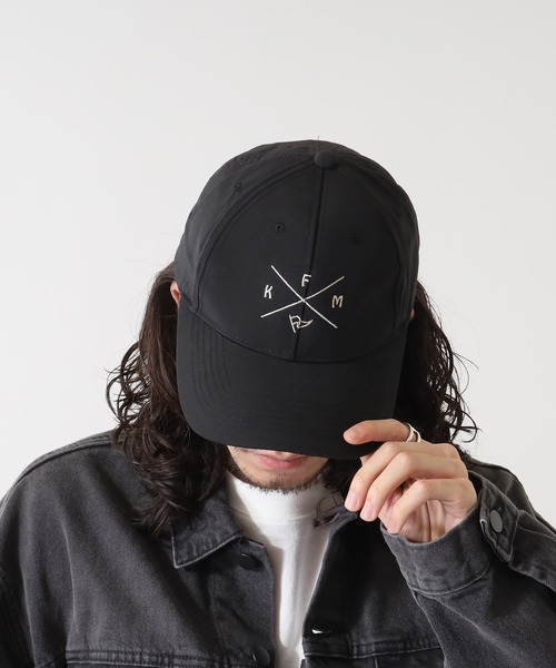 KRIFF MAYER(クリフメイヤー)の「KRIFF MAYER はっ水 刺繍 ローキャップ CAP 男女兼用(キャップ・メンズ・ブラック/ベージュ/グレー/グリーン・FREE)」の19枚目の写真