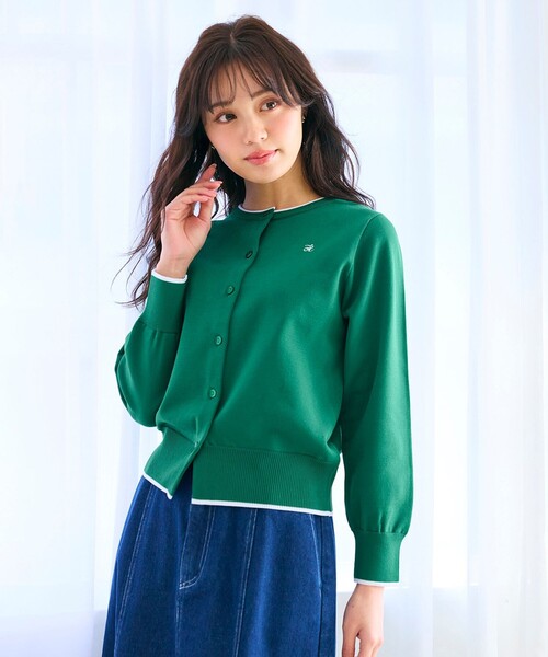 Feroux(フェルゥ)の「ロゴ刺繍ニット カーディガン(カーディガン/ボレロ・レディース・ホワイト系1/パイングリーン系/ピンク系・F)」の2枚目の写真